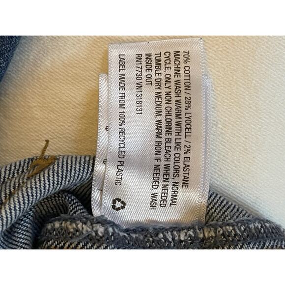 Universal Thread Women's Size 8R High-Rise Flare Leg Jeans - Picture 10 of 12